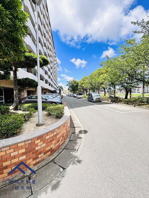 室見第2住宅36号棟の駐車場