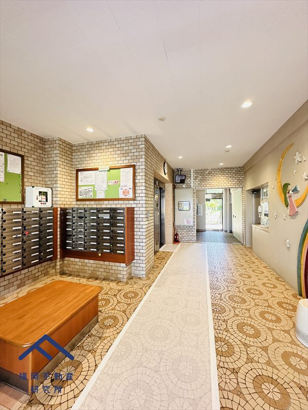 室見第2住宅36号棟のエントランス