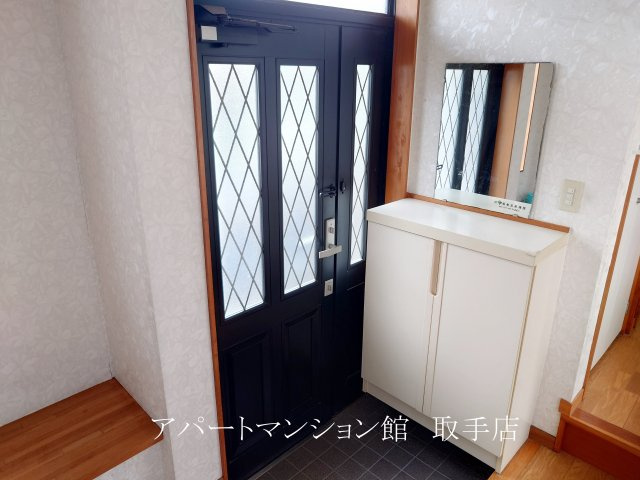 エルシオンヒルズテナントの玄関