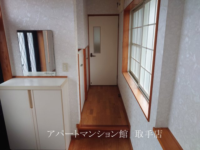 エルシオンヒルズテナントの玄関