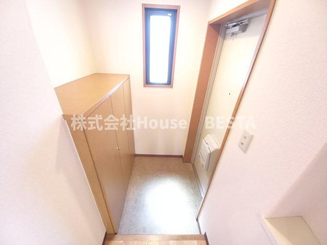 エスリード三宮フラワーロードの玄関