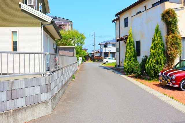 高崎市上並榎町752-3の前面道路含む現地写真