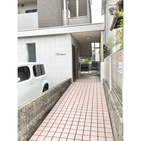 【エントランス】 | ボヌール