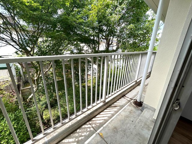 人気の醍醐小学校区◆令和６年５月リフォーム完了の美宅◆広い庭付き◆伏見区醍醐勝口町のバルコニー|バルコニー