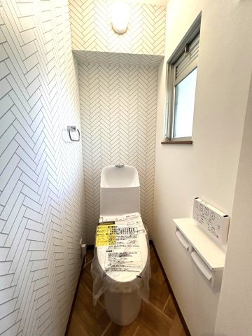 人気の醍醐小学校区◆令和６年５月リフォーム完了の美宅◆広い庭付き◆伏見区醍醐勝口町のトイレ|トイレ