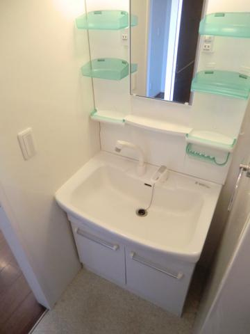 リバーサイドヴィラ ハピネスの独立洗面台