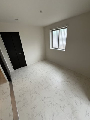 【洋室】 | Sky Village