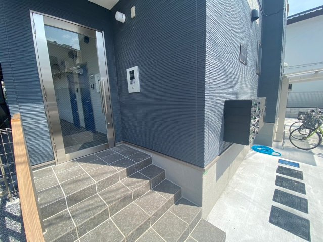 ＤＡＩＣＨＩ　ＧＡＲＡＧＥ　ＨＡＳＡＭＡのエントランス