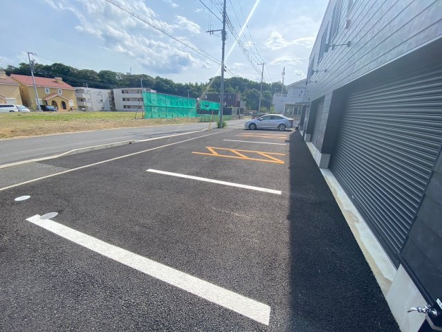 ＤＡＩＣＨＩ　ＧＡＲＡＧＥ　ＨＡＳＡＭＡの駐車場