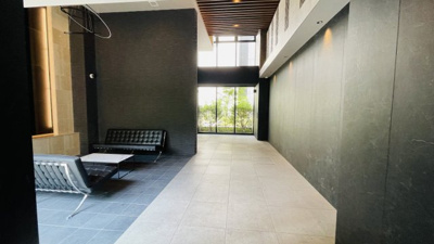 【エントランス】 | Quintet NAMBA