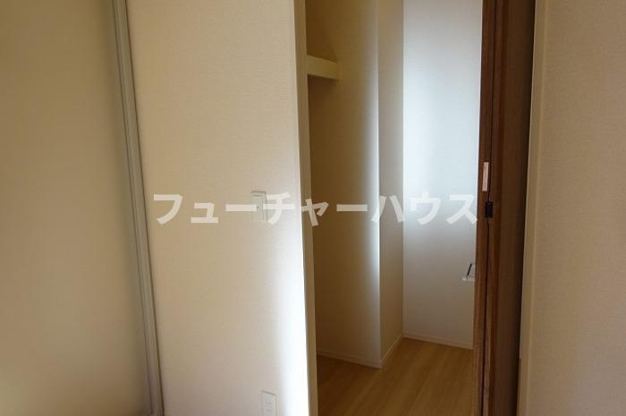 グランディール見川　Ａの収納