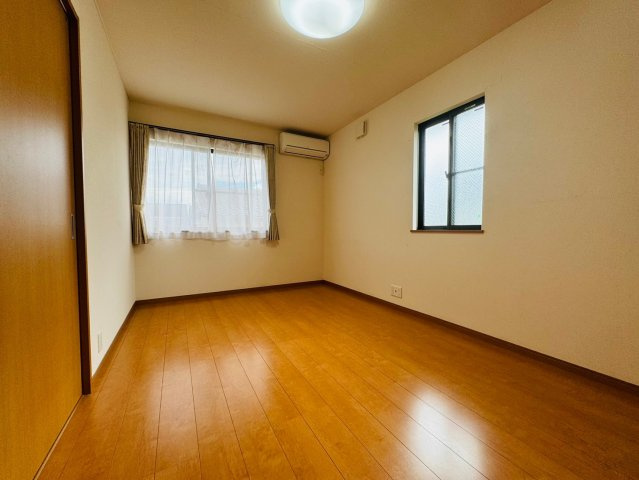 御陵鴨戸町の外観