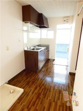 クライン・ブリュッケ　Ｂのキッチン|キッチンスペース