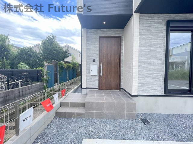 流山市流山　新築戸建　全4棟　1号棟のエントランス|玄関アプローチ