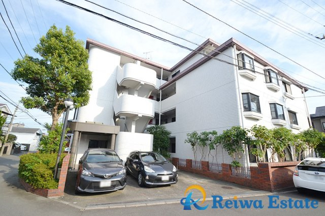 プレセア湘南弐番館の外観