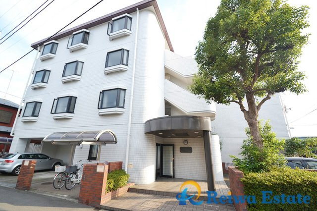 プレセア湘南弐番館の外観