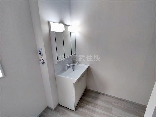 【独立洗面台】 | 川越市今成１期　全５棟　1号棟 | 忙しい朝に便利なシャワー付き洗面台