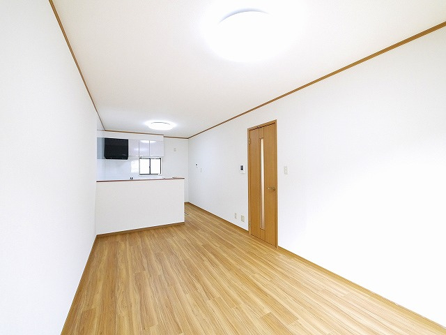 竜王テラスハウスの居間・リビング