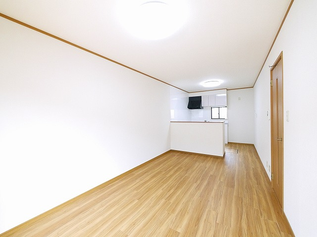 竜王テラスハウスの居間・リビング