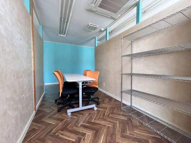 岡部ビルの内装