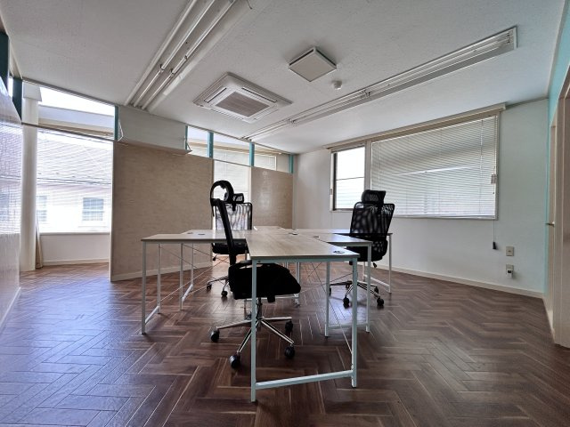 岡部ビルの内装