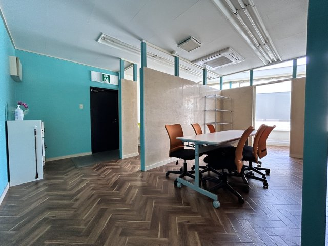 岡部ビルの内装