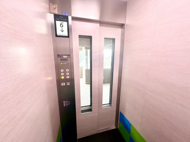 ファミール向山のその他共用部分|エレベーター