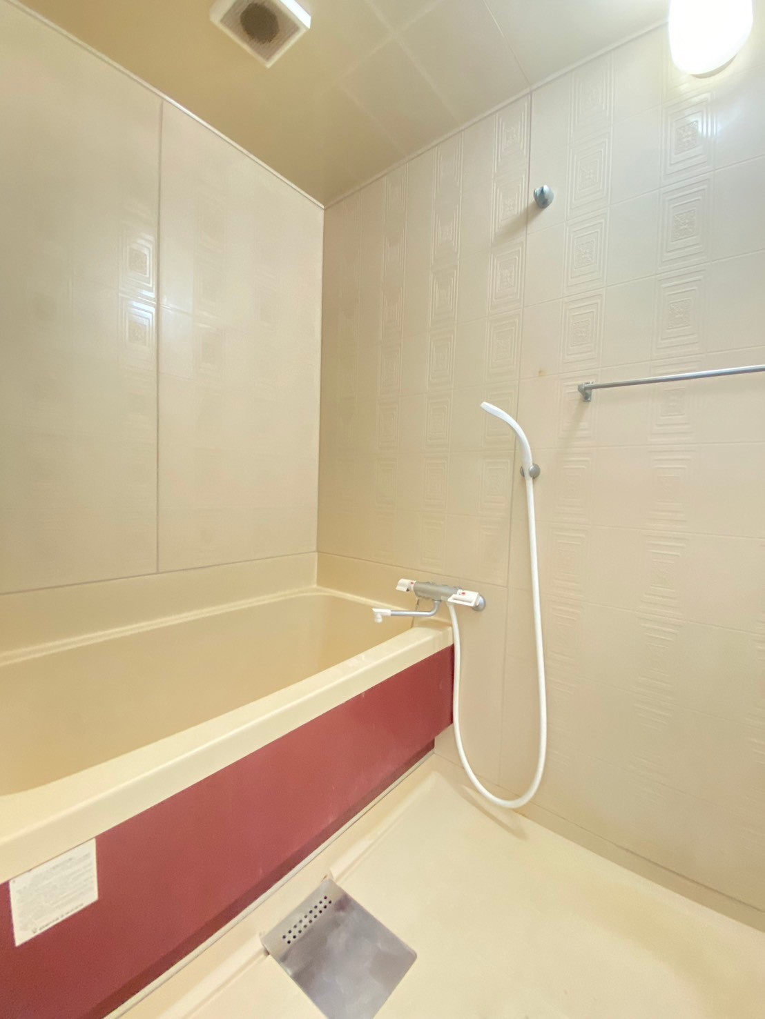 上穂ハイツの浴室