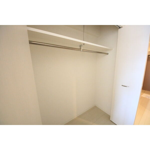 パークフラッツ新栄の収納