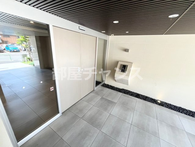 パークフラッツ新栄のエントランス