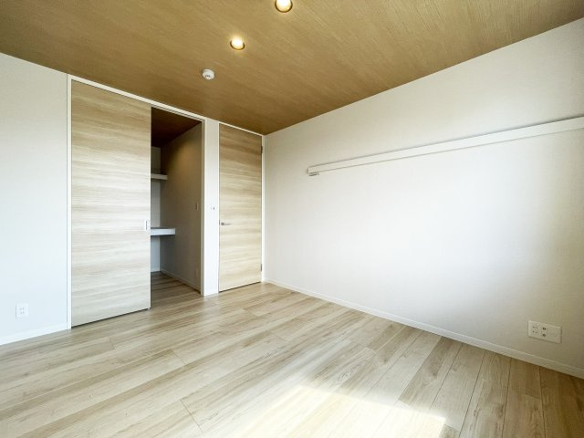 シャーメゾンプレミアス下助任の居間・リビング