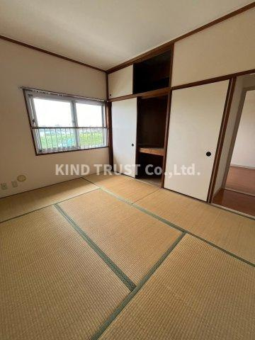 リバーサイドほんじょう1号棟の和室|落ち着いた雰囲気の和室付きです