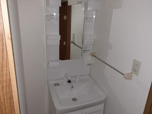 【洗面所】 | アヴニールＡ | 脱衣スペースもあります