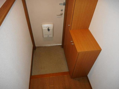 【玄関】 | ボンジュールⅡ | ゆったりとした玄関です