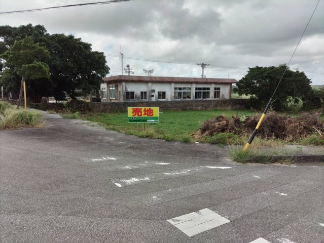 城辺字西里添　西城小学校近売地　　の外観