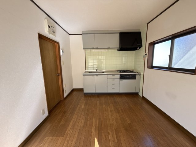 蒲田1丁目95 貸家北西の居間・リビング