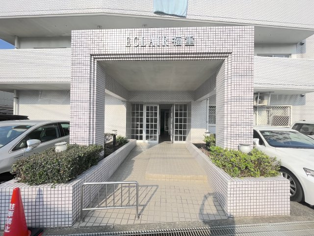 エクレール福重のエントランス