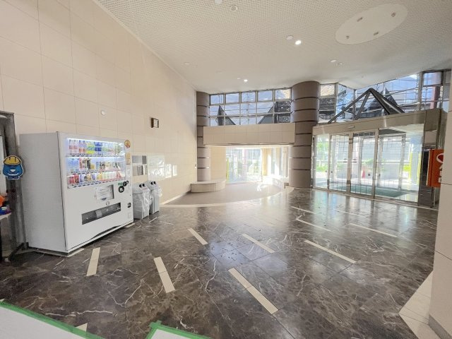 アンピール箱崎東Ⅱのエントランス