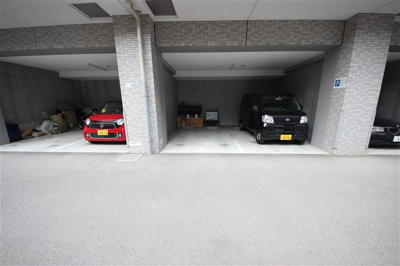 【駐車場】 | エスリード新北野