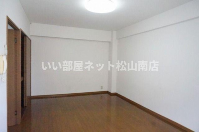 【洋室】 | フローラＴａｎｏｏｋａ