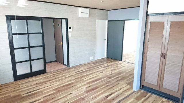 竹野屋ビルの居間・リビング|ゆったりとした居間です
