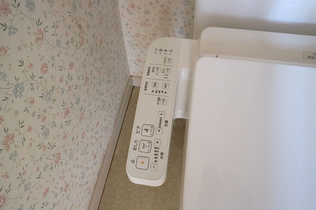 【設備】 | レイナハイツ柴又 | トイレットペーパー節約できますね