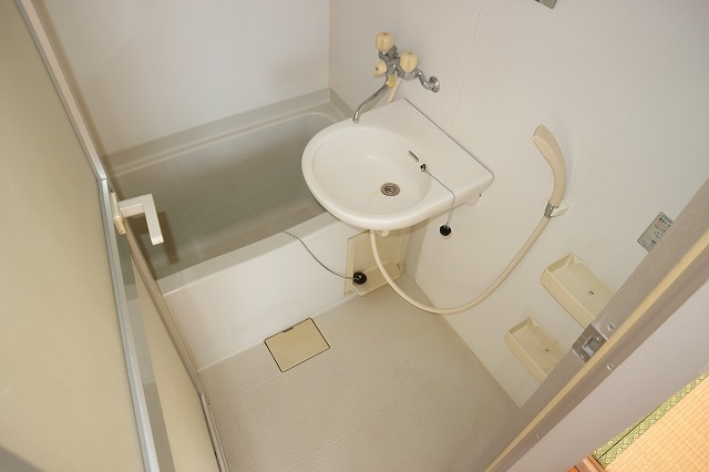 【浴室】 | レイナハイツ柴又 | バス、トイレ別々です