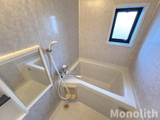 リバーサイド忠岡C棟の浴室