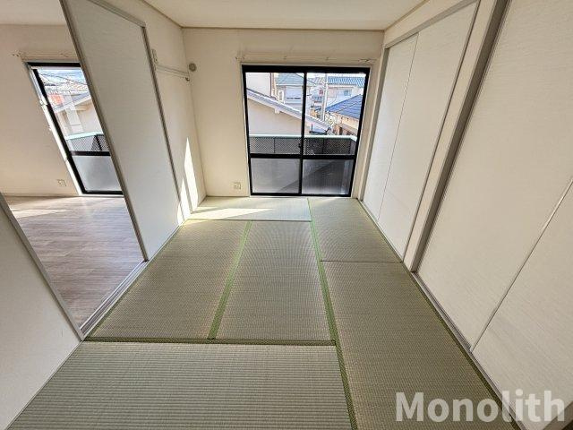 リバーサイド忠岡C棟の和室