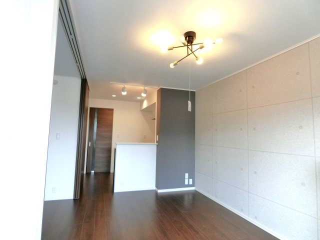 メゾン・ド・ランジュ・ルージュの居間・リビング