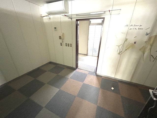 ミッキービルのロビー