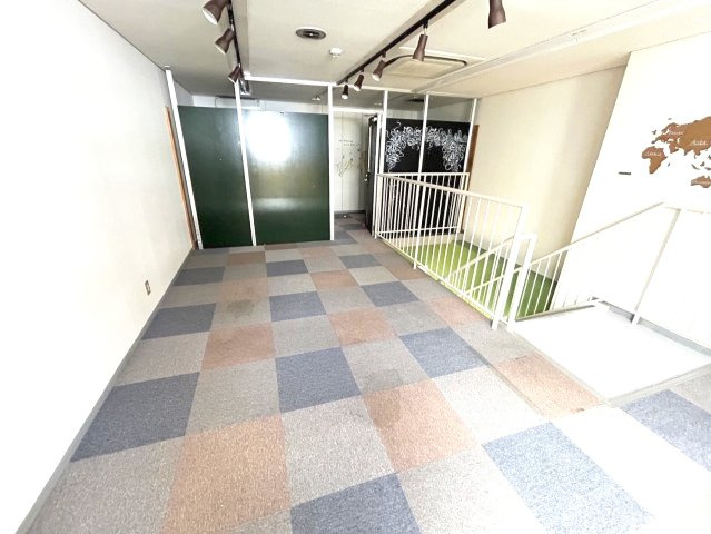 ミッキービルのロビー