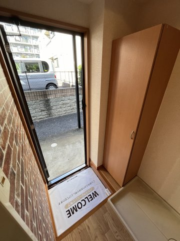 ヒルサイドテラスの玄関