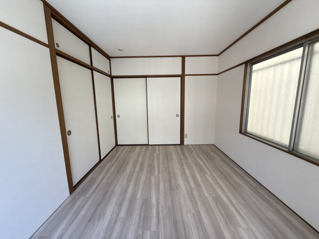 中村マンションの寝室